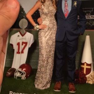 long homecoming dress (only worn once)